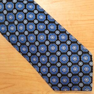 Elegant Blue Floral Men's Tie